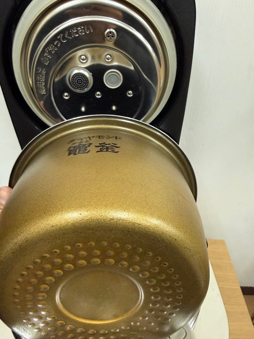 Panasonic 圧力IHジャー炊飯器SR-SPA108（2018年製）