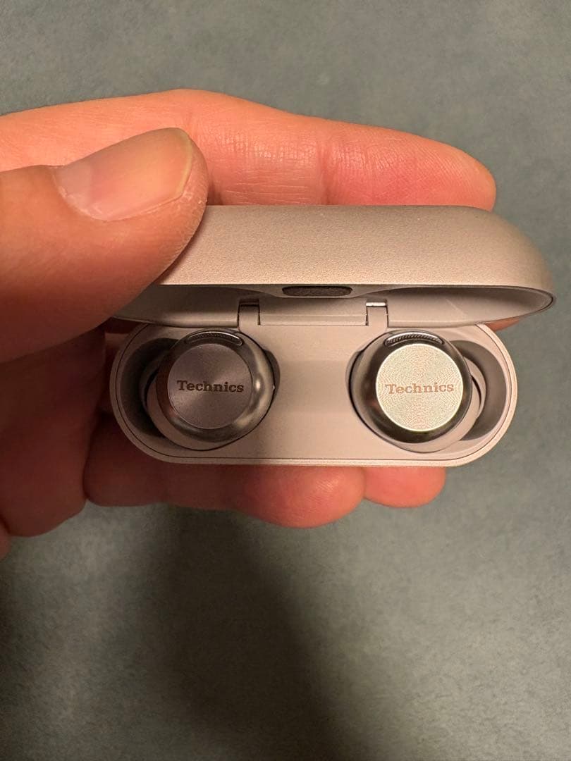 Technics ワイヤレスイヤフォン AZ100 保証残あり