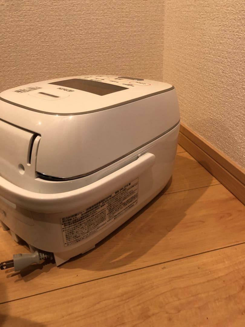 美品‼️象印 IH炊飯器 NW-JT10 ホワイト