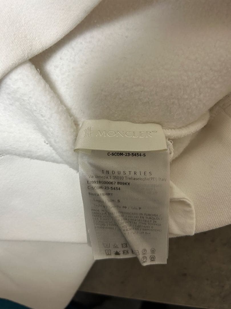 モンクレールホワイト クルーネック スウェット