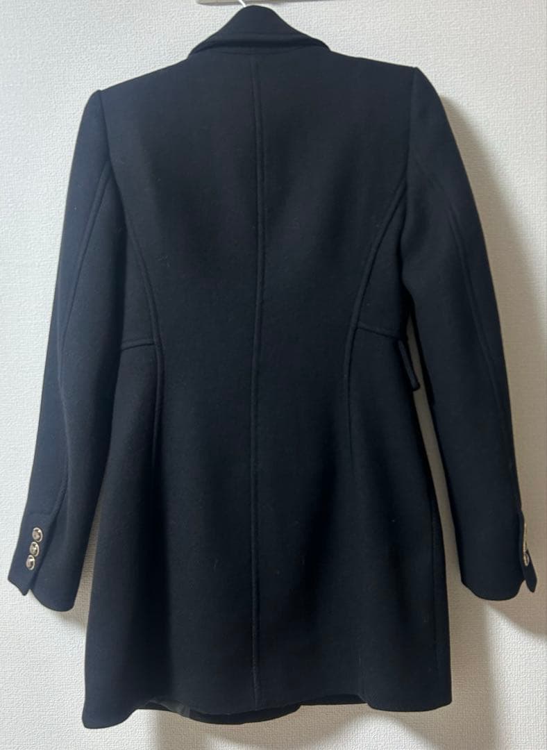 ウール混紡ショート丈ダブルブレストコート　ZARA