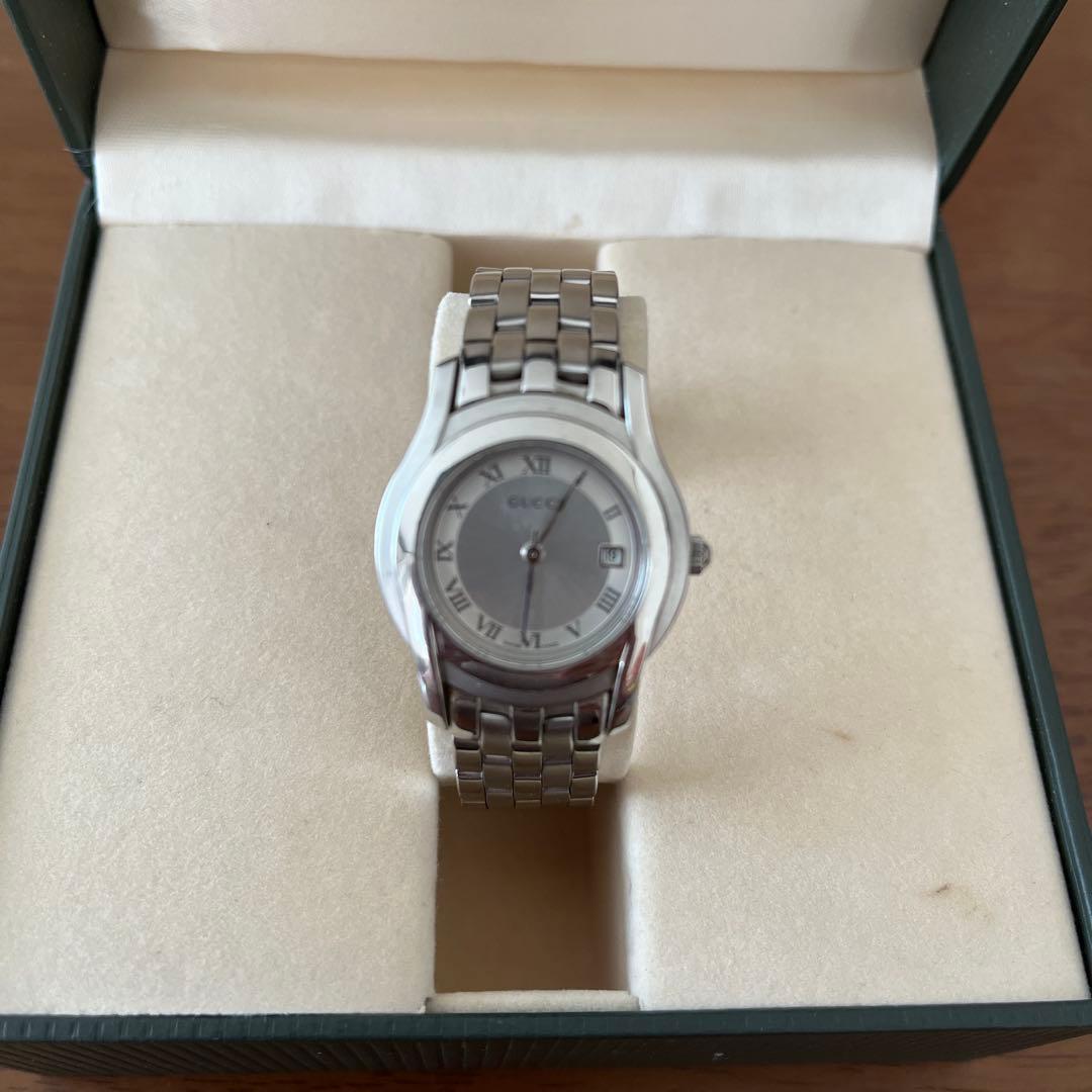 GUCCI ステンレススチール アナログ時計