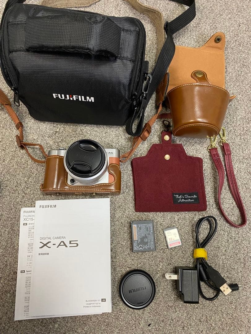FUJIFILM X-A5 デジタルカメラ 本体と付属品