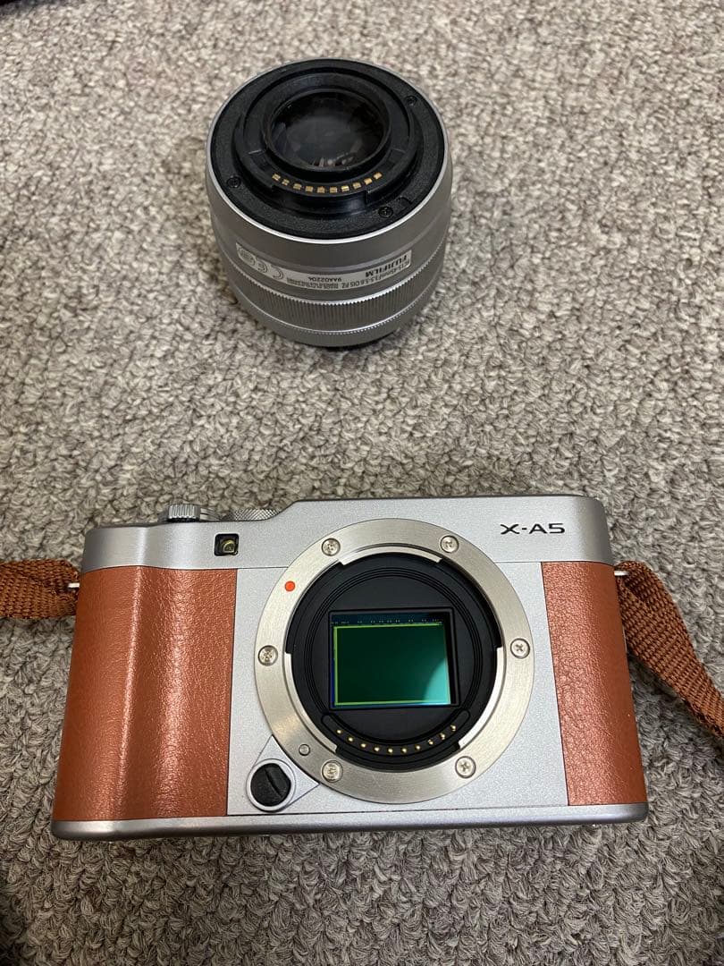 FUJIFILM X-A5 デジタルカメラ 本体と付属品