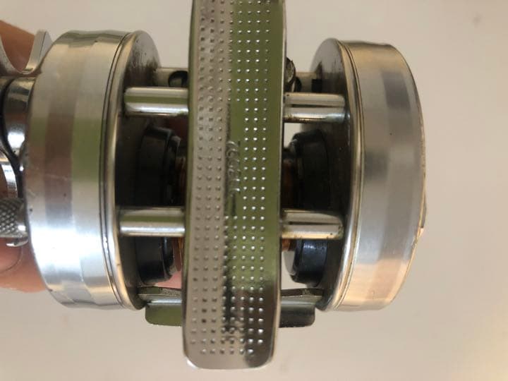 アブガルシア　アンバサダー　2500c