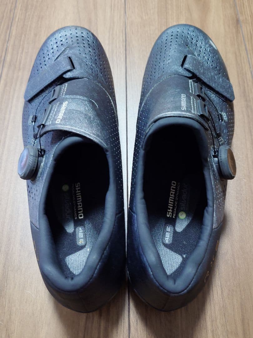 Shimano SH-RX801(42WIDE) + おまけultegraペダル