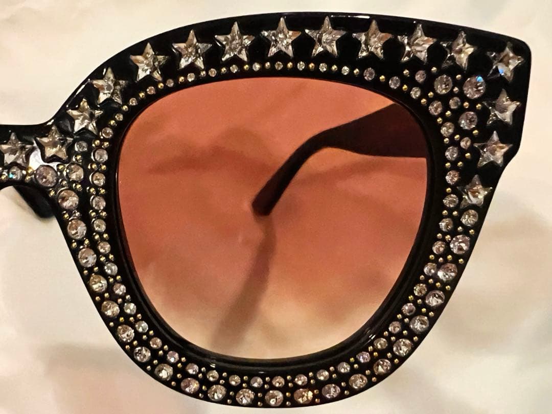 激レア！GUCCI ビジュー付きサングラス