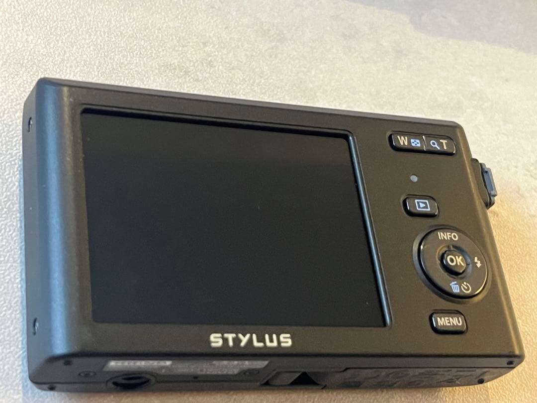 【OLYMPUS STYLUS VG-180 Black】 オリンパス　デジカメ