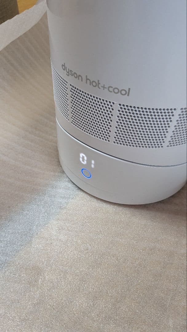 ダイソン Dyson Hot+Cool AM09 ファンヒーター 2024年製