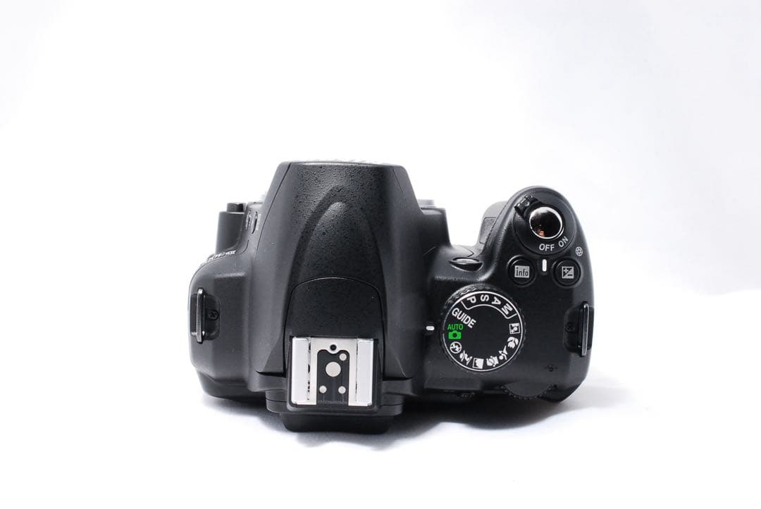 初心者オススメ❤️Nikon D3000❤️ガイドモード有りで安心✨一眼レフカメラ