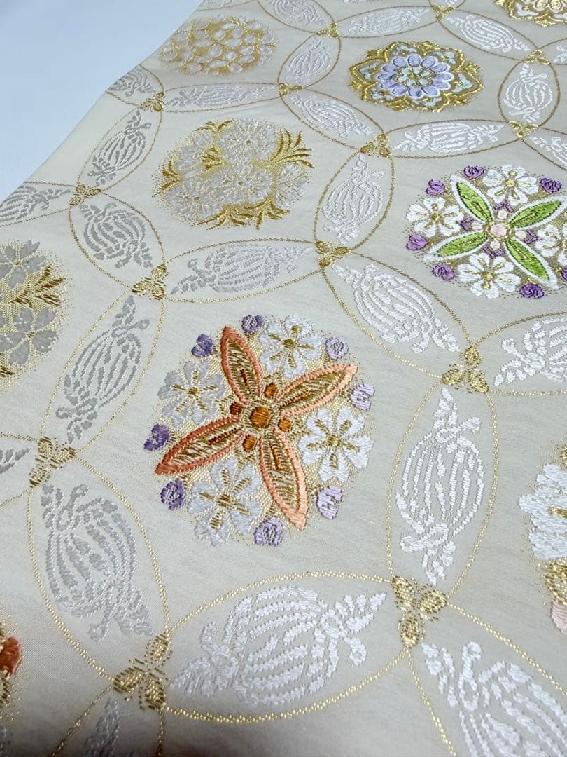 高級 袋帯 正絹 六通柄 七宝柄 ホワイト シルバー 唐織 訪問着