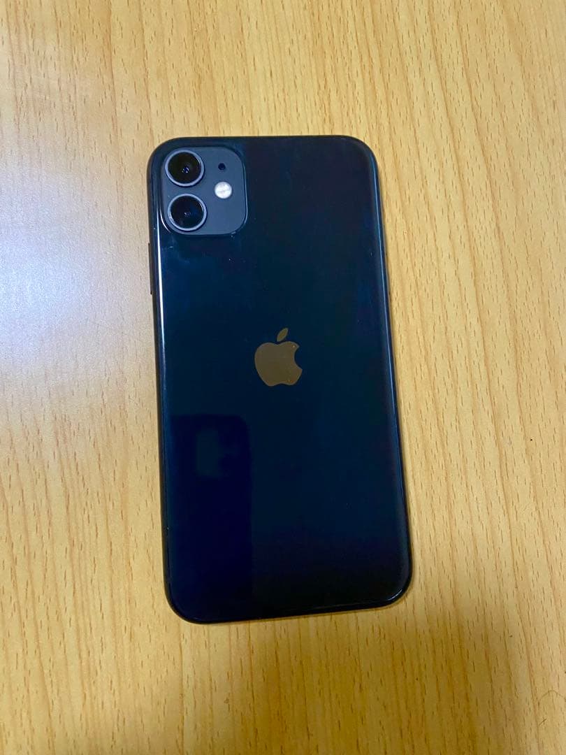 iPhone11 64G ブラック　中古　未使用付属品付き