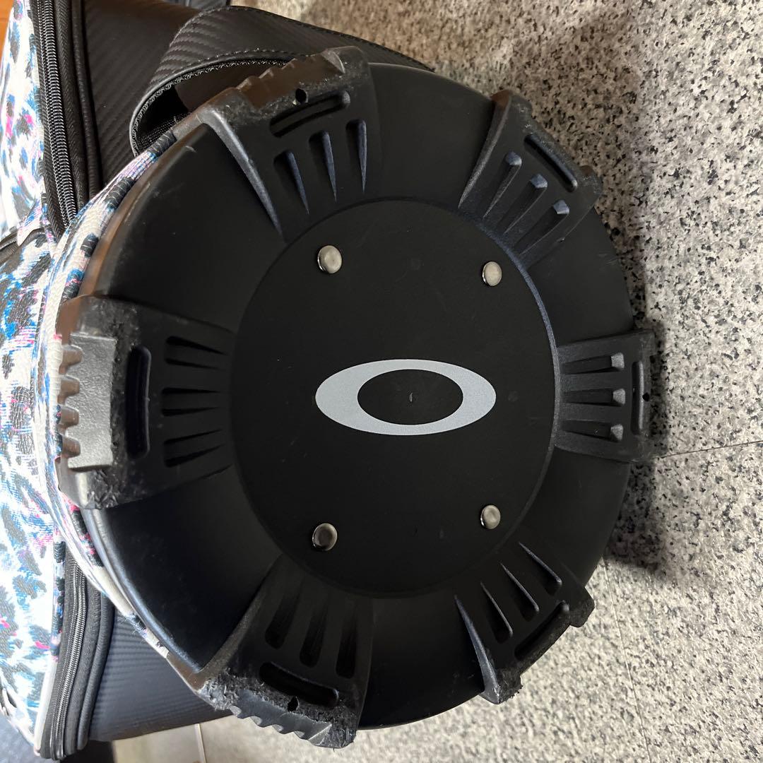 オークリー キャディバック16.0 豹柄9.5型 美品 未使用ネームプレート