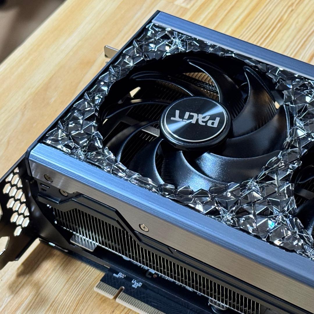 グラフィックボード・グラボ・ビデオカード GeForce RTX 4090 GameRock OmniBlack 24GB
