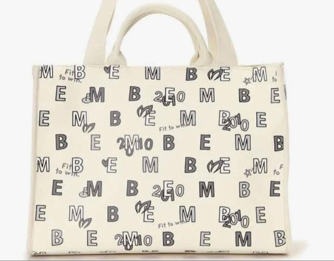 りぷとん⭐︎⭐︎新品　マスターバニー　ロッカーバッグ　22,000円