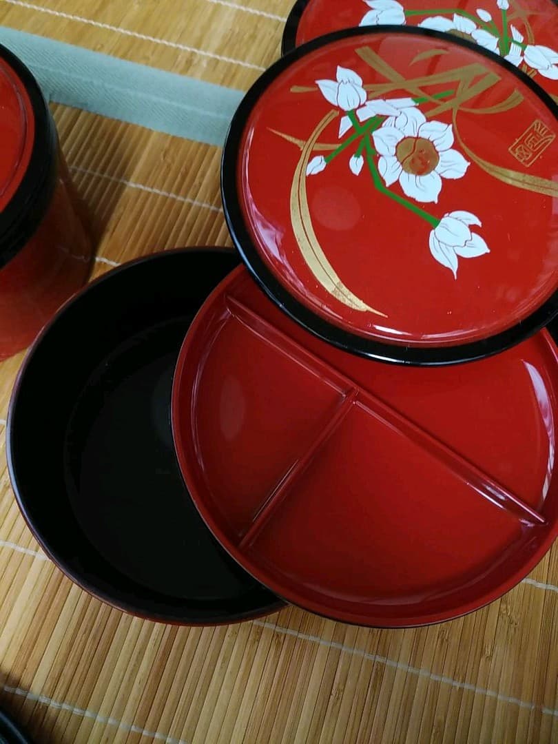 ちらしセット皿付花水仙　キッチン　台所　食器