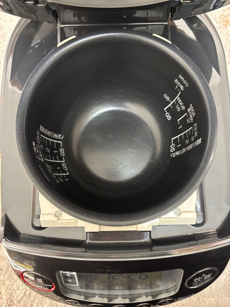 象印　炊飯器NP-RT05 2024年製