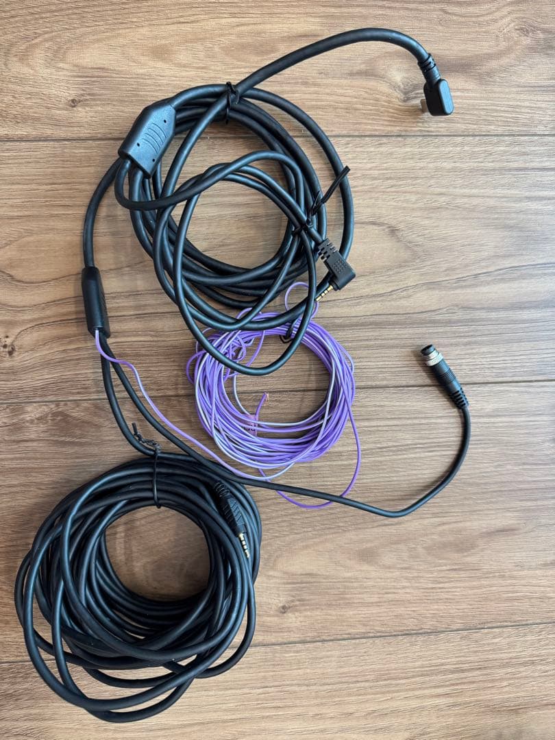 ミラー型ドライブレコーダー　KENWOOD DRV-EM4800