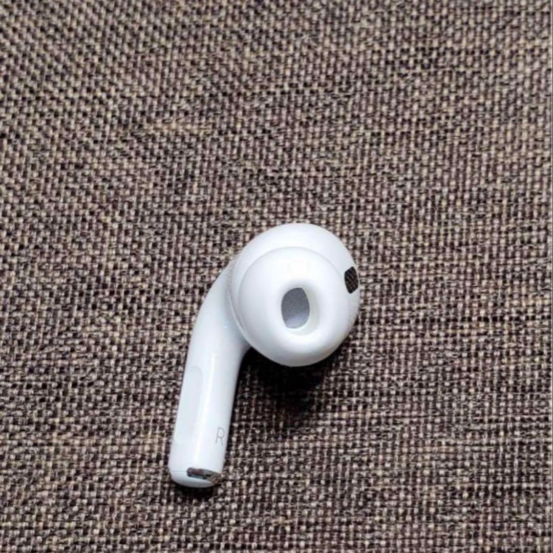 右耳 Apple AirPods Pro 第2世代 正規品 片耳244