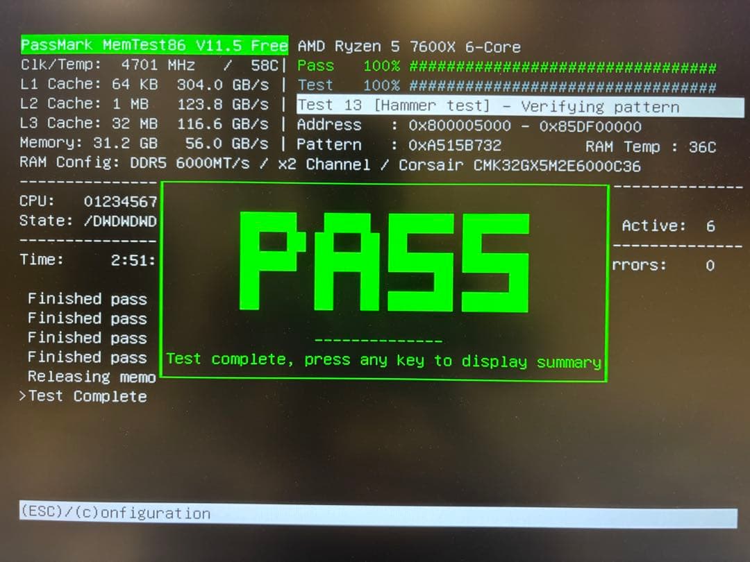 メモリー DDR5 32GB Corsair 6000MHz(PC5-48000)