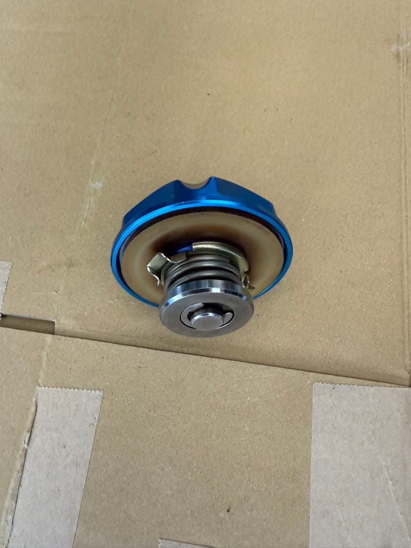 s*h様 JZX 1JZ オイルフィラーキャップ チェイサー マーク2 トラスト