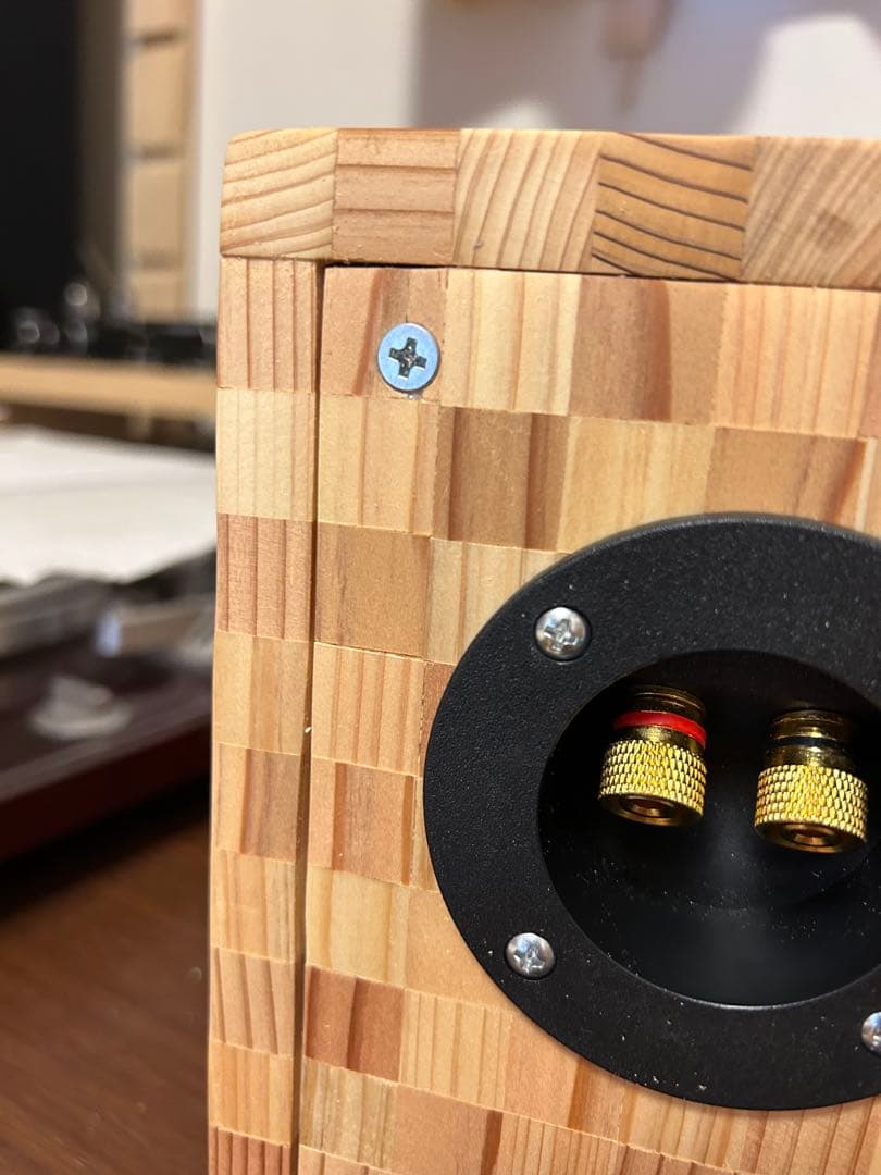 自作スピーカー 杉と桧の寄木細工