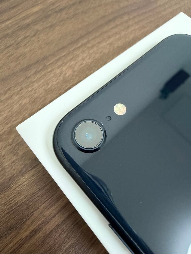 iPhoneSE3 128GB ミッドナイト