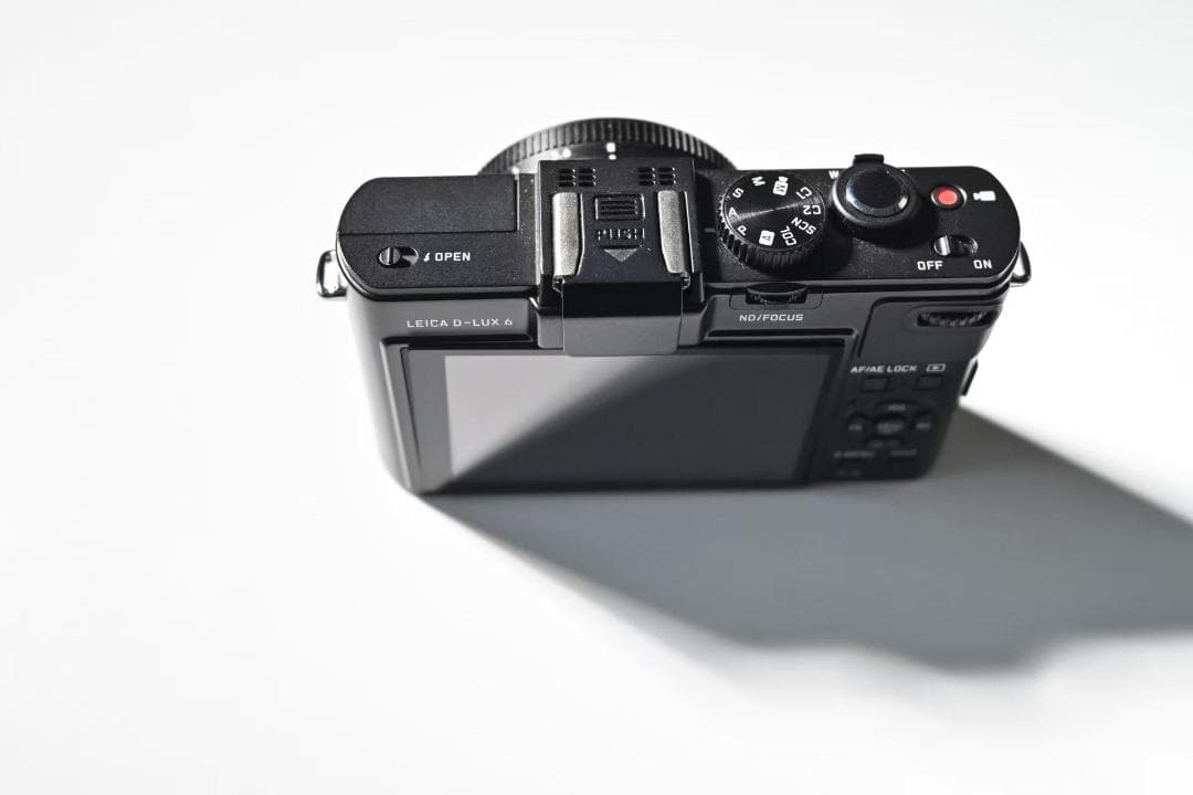 【極美品、完動品】ライカ Leica D-LUX 6 デジタルカメラ