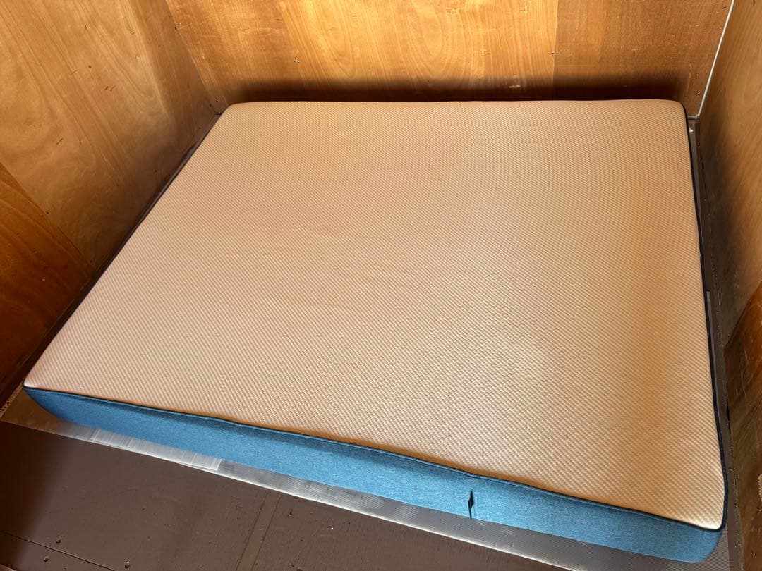 全国送料無料　オリジナルコアラマットレス　クイーンサイズマットレス