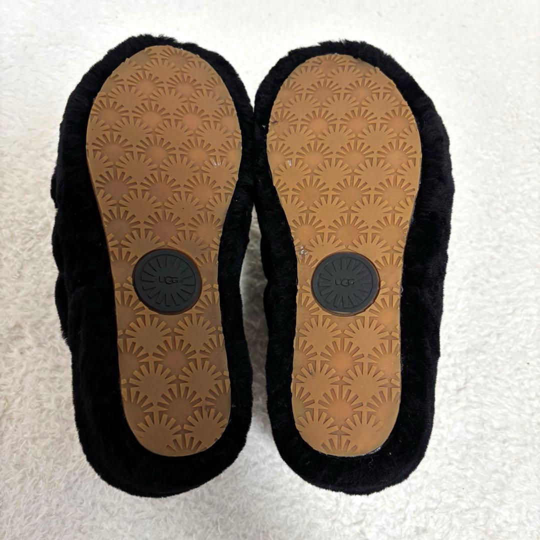未使用品 UGG W FLUFF YEAH SLIDE ファーサンダル 23cm