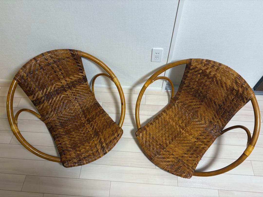 ラタン　丸座椅子　2台セット　アジア　レトロ