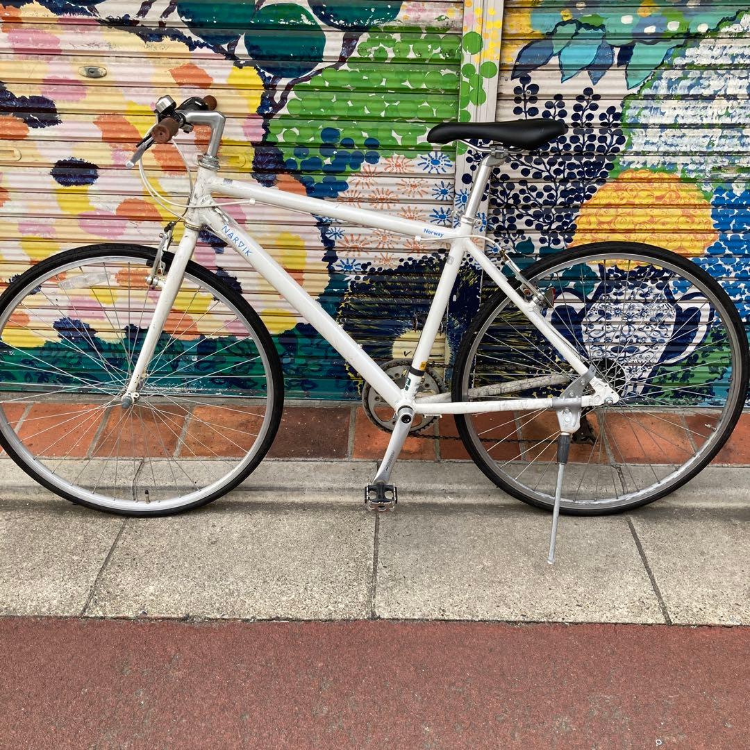 クロスバイク ホワイト 6段変速　取りに来る方限定