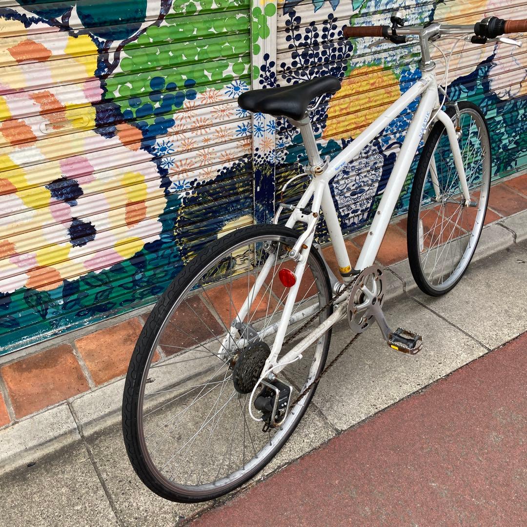 クロスバイク ホワイト 6段変速　取りに来る方限定
