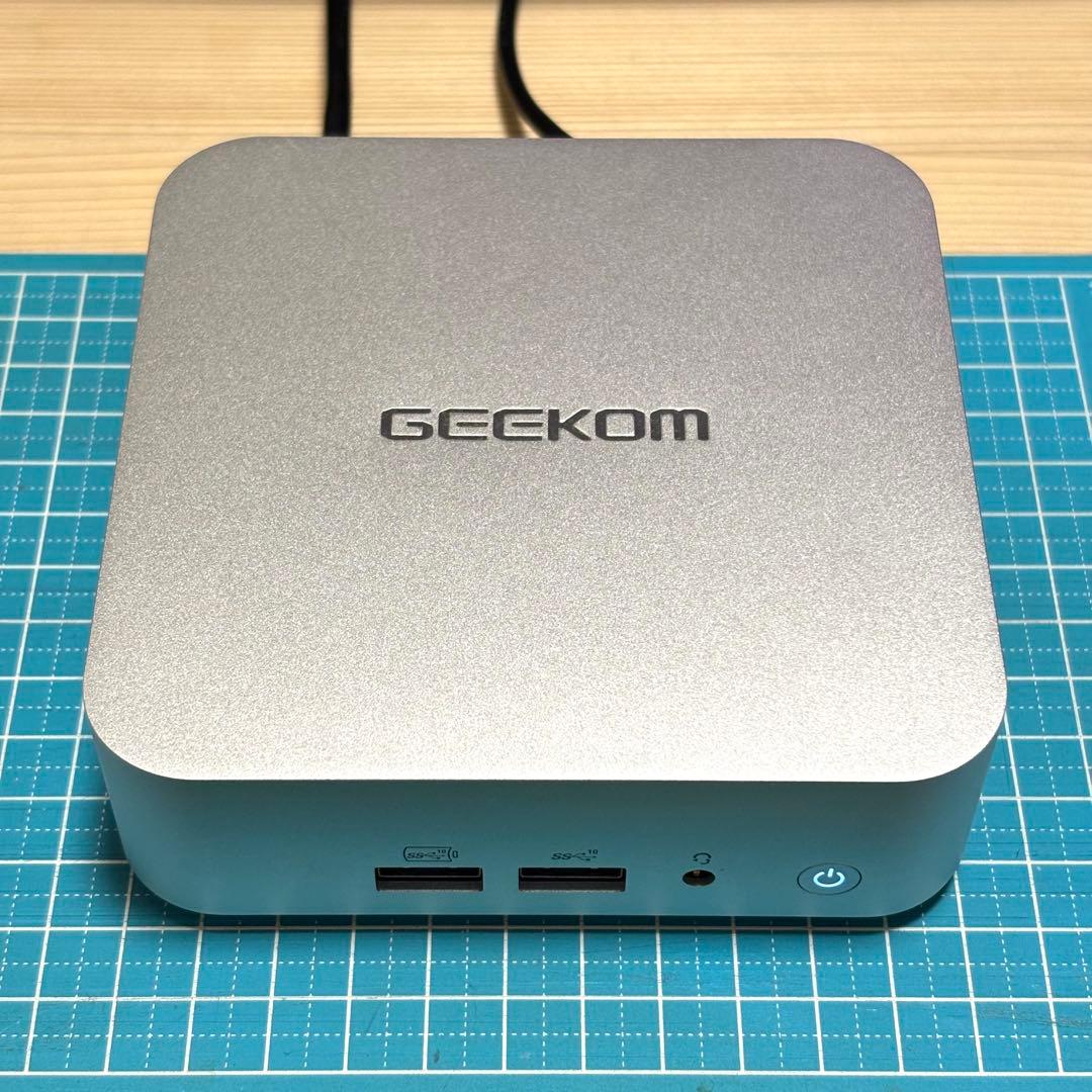 中*健様 【大容量高性能2TBSSD+32GBRAM】GEEKOM A7【美品・