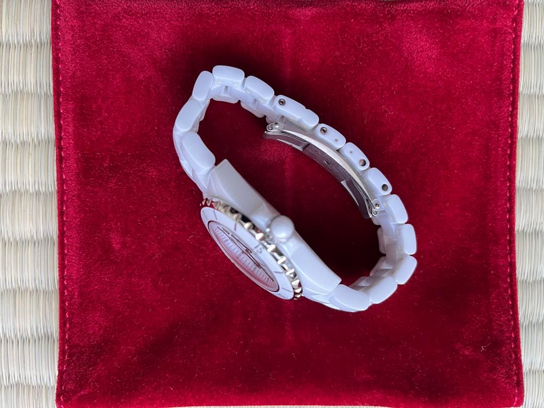 極美品☆CHANEL☆シャネル☆J12☆ホワイトセラミック☆H0968☆保証あり