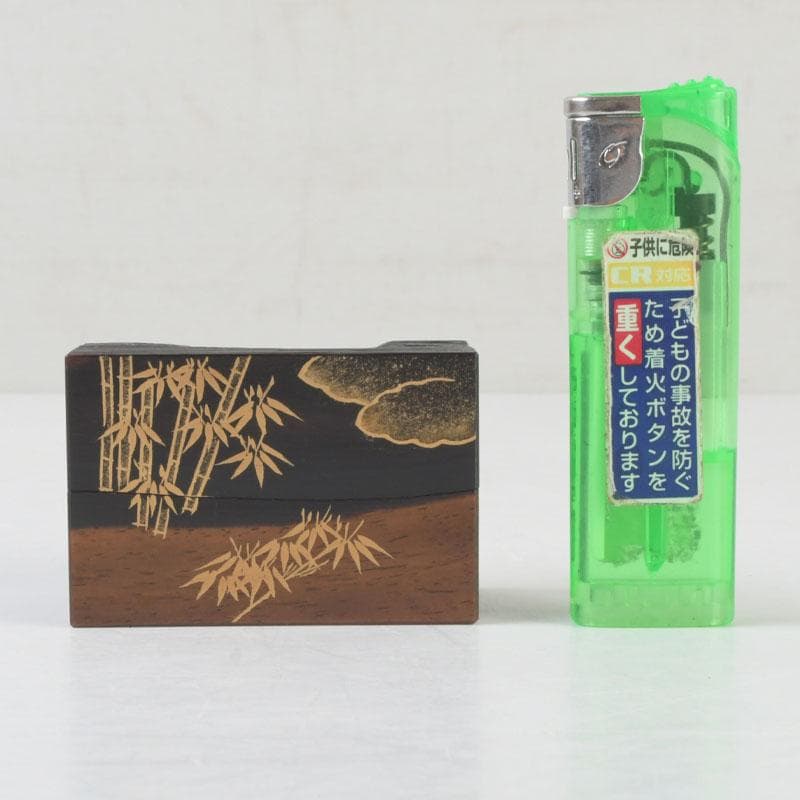 茶道具　加賀蒔絵師　国本勝彦作　黒柿　竹林蒔絵　割香合　共箱　V　9846