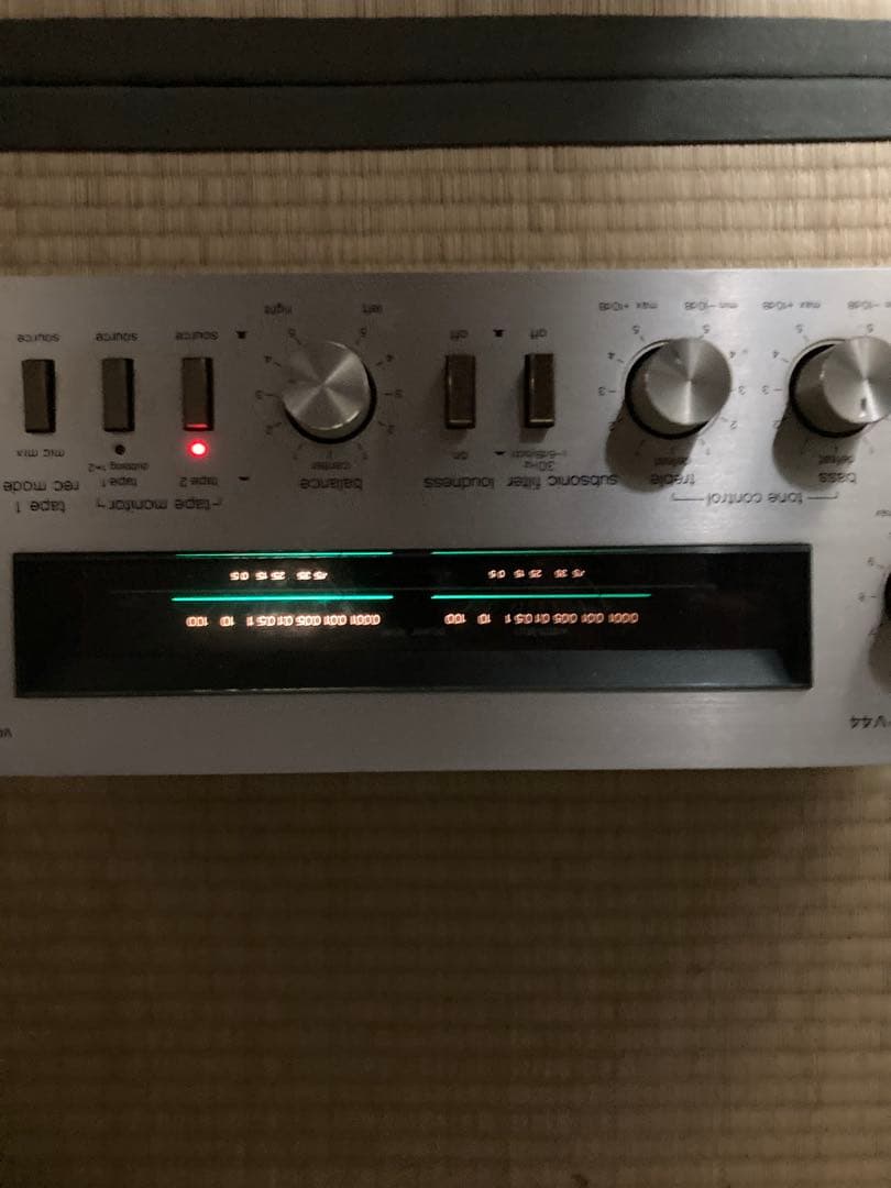 Technics SU-V44プリアンプ シルバー　ジャンク