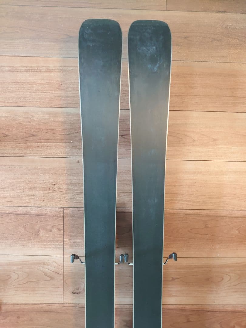 Rossignolスキー板／LOOKビンディングセット