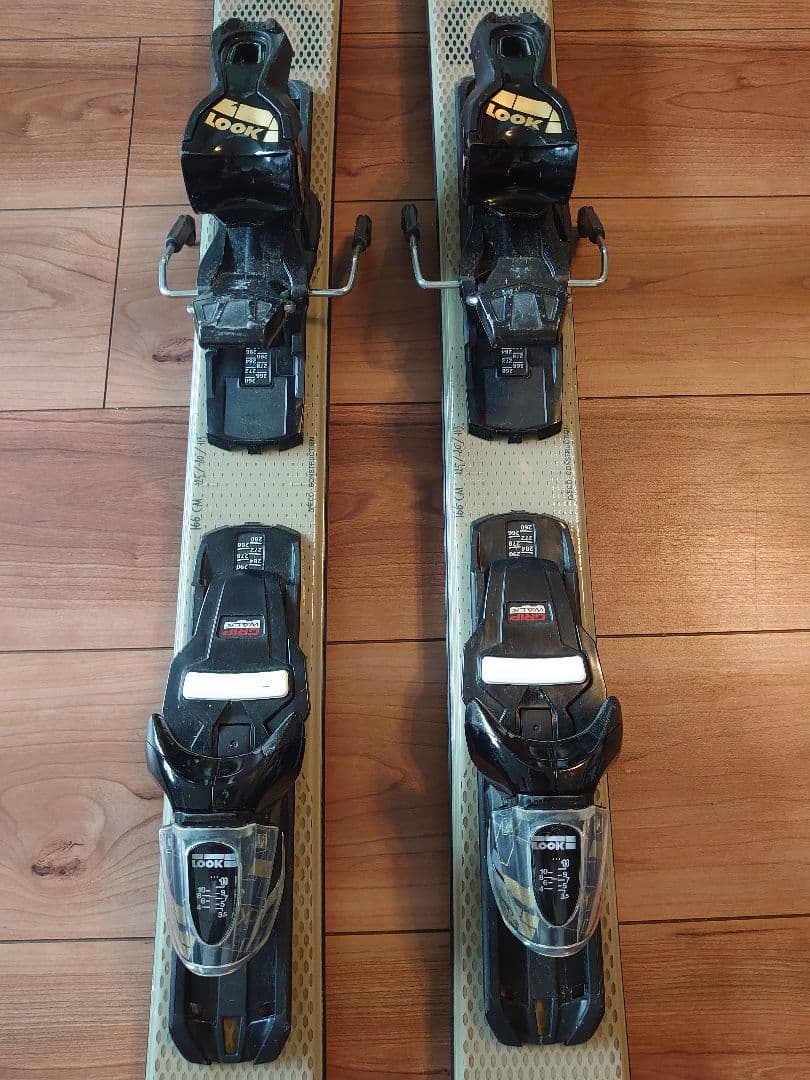 Rossignolスキー板／LOOKビンディングセット
