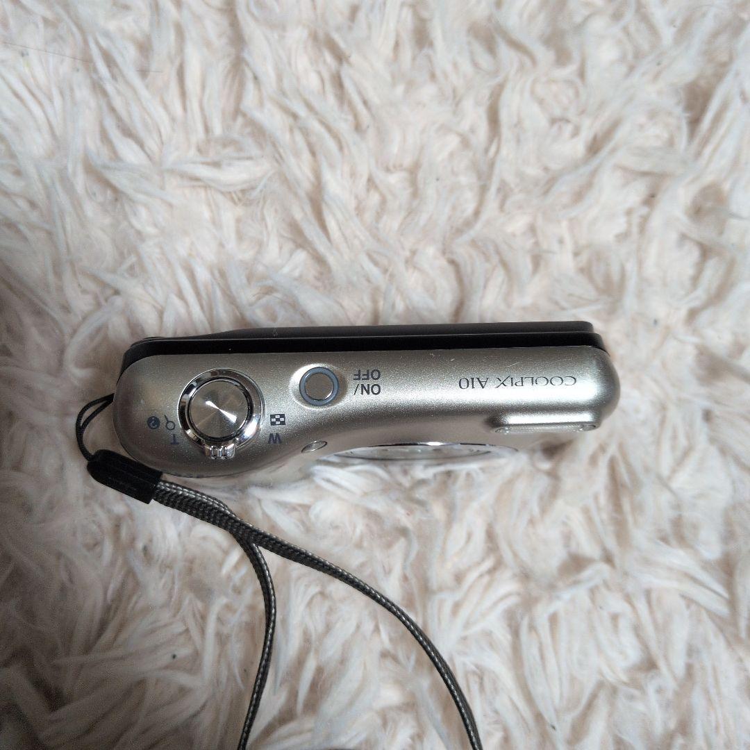 Nikon COOLPIX A10 単三電池駆動