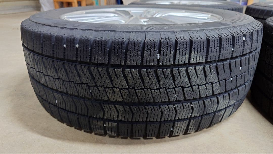 215/55R17 VRX2 17インチ スタッドレスタイヤ ホイールセット