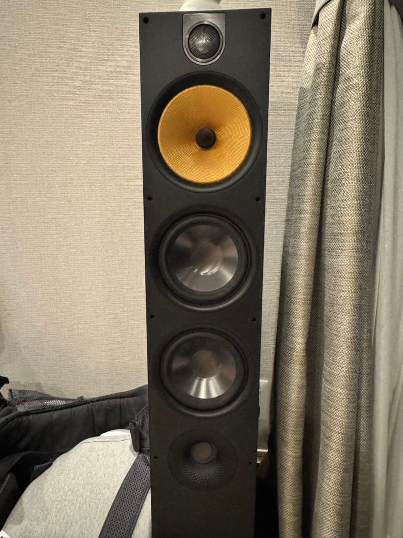 Bowers & Wilkins 683 S2 スピーカー