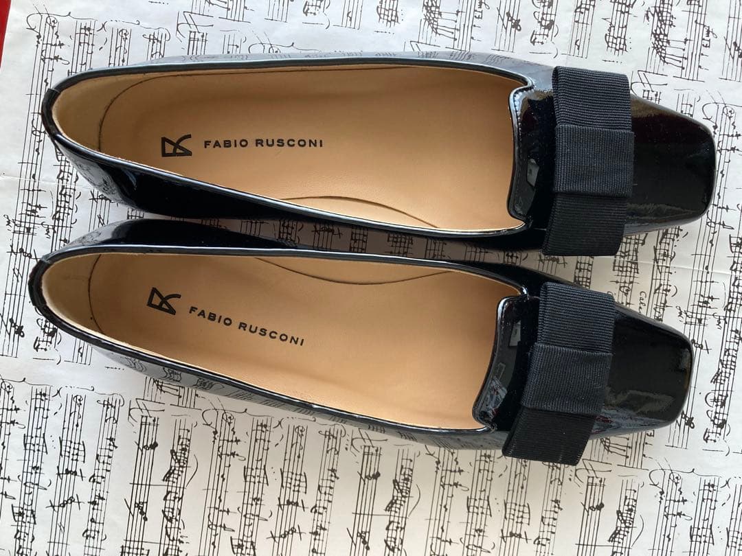 FABIO RUSCONI オペラブラックフラットシューズ
