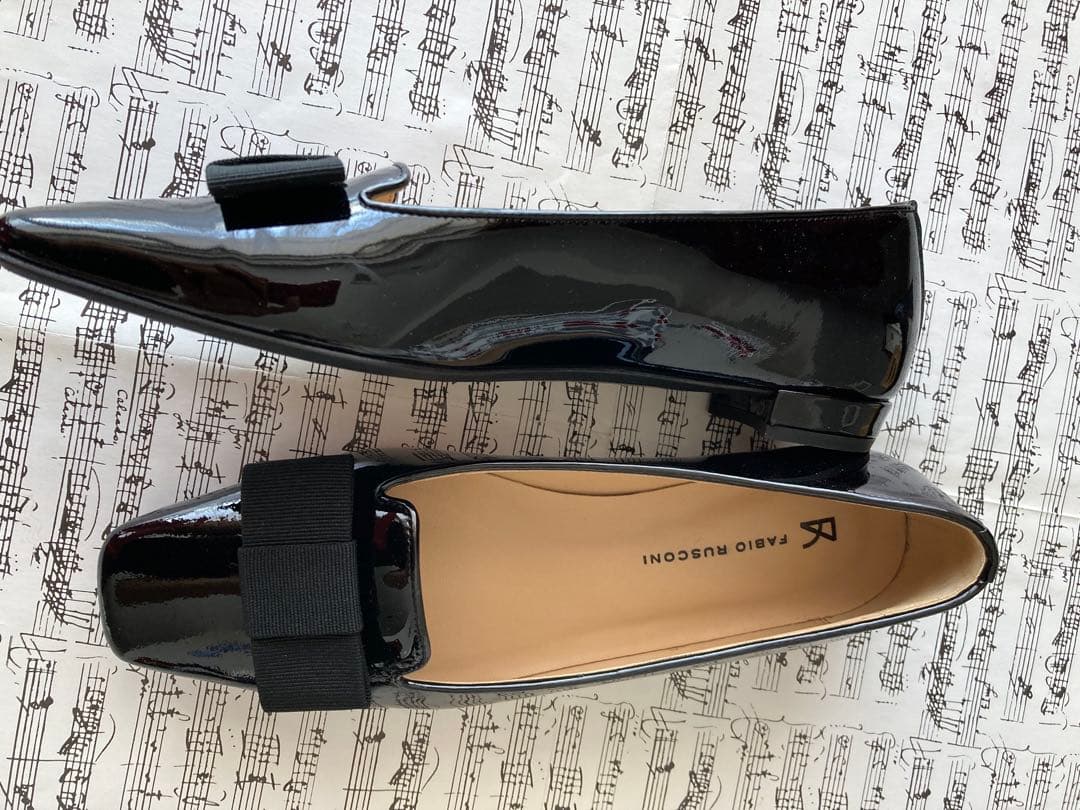 FABIO RUSCONI オペラブラックフラットシューズ