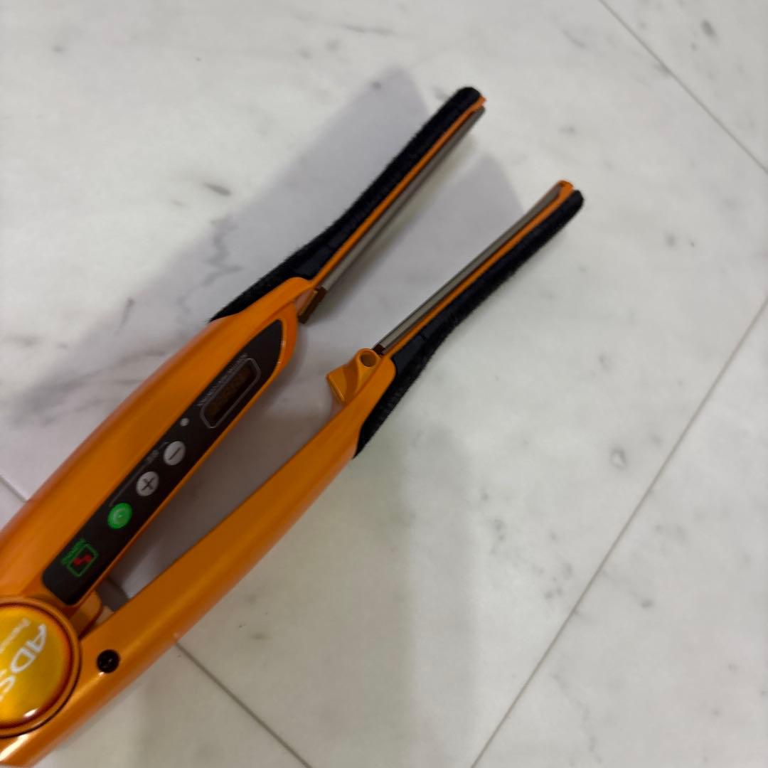 美品　今だけ半額以下　ADST DS2 ストレートヘアアイロン オレンジ