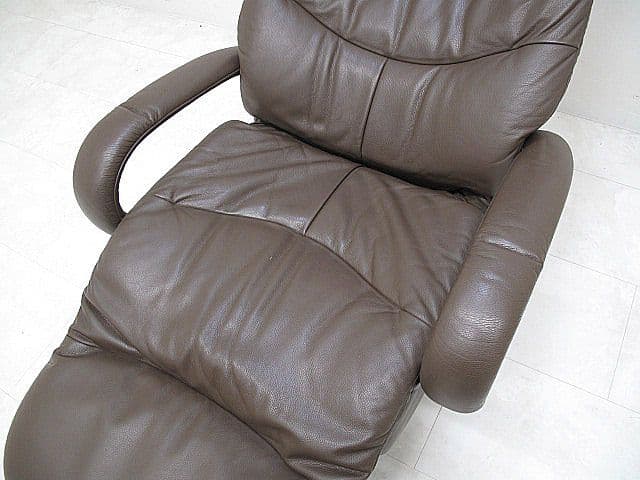 カリモク　ハイバック本革リクライニングチェア　　リクライナー　約32万