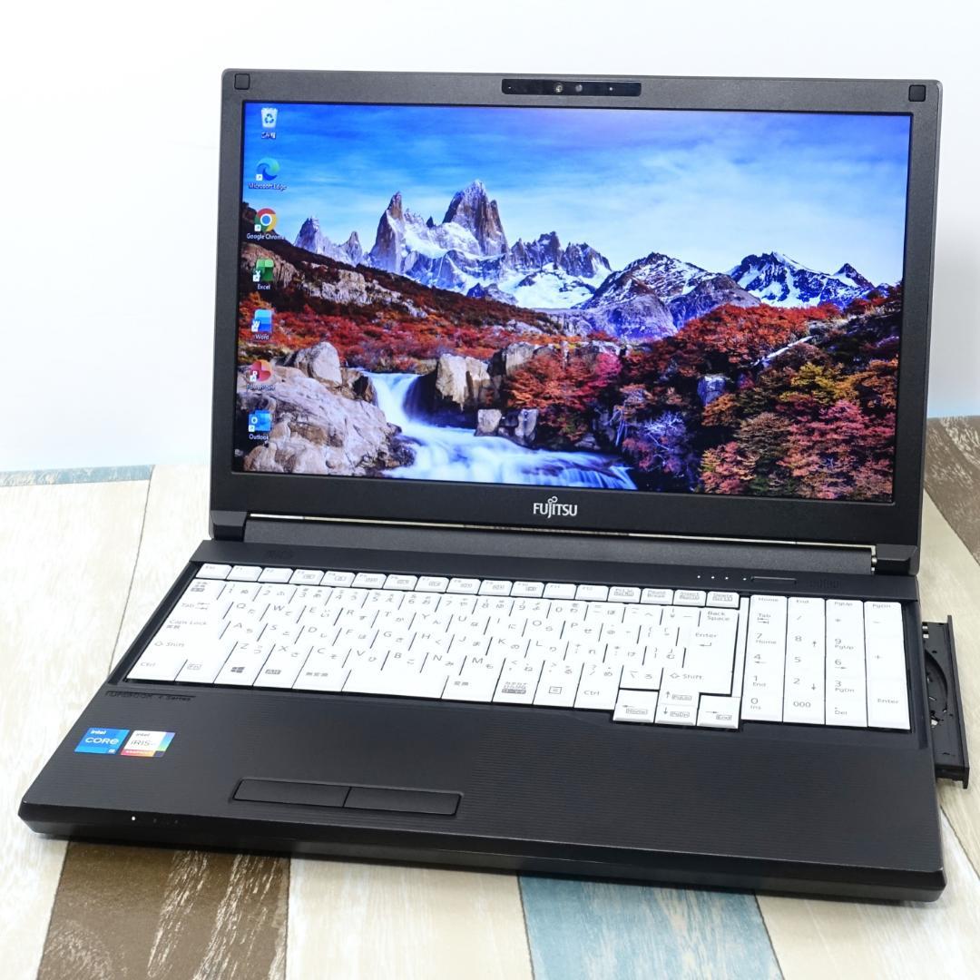 美品で神速の２０２３年製✨１２世代ｉ５に超高速新品ＳＳＤ５１２ＧＢ＆大容量メモリ