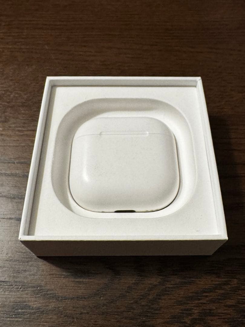 AirPods4 アクティブノイズキャンセリング機能搭載