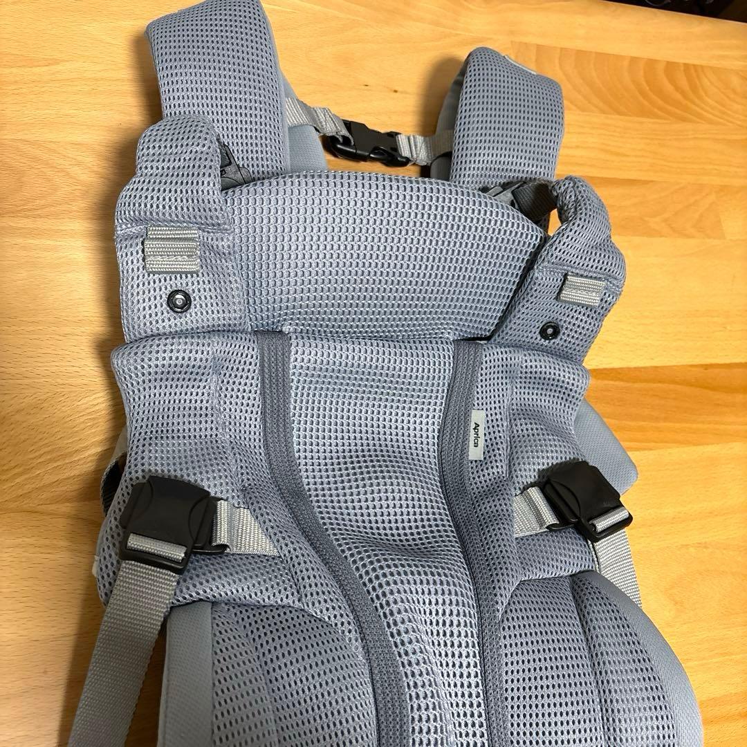 【極美品】アップリカ 抱っこ紐 ラクリス Laclis グレー