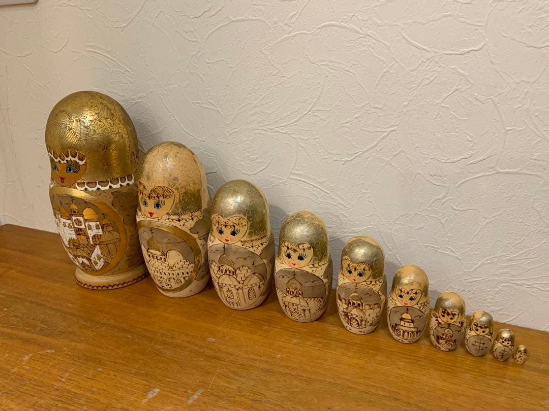 k0817-03★マトリョーシカ 金色彩色 工芸品 ロシア